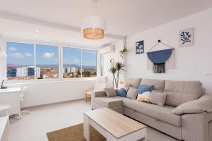 Oeste urban beach by Lovey Rentals