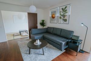 Modern Ozu Home 10 Min to Airport by Restavio