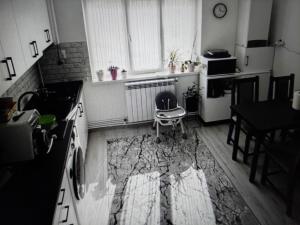 Priestranný, štýlový a útulný dom v pokojnom prostredí, ideálny na oddych s celou rodinou, príjemné chvíle a vytváranie krásnych spoločných spomienok