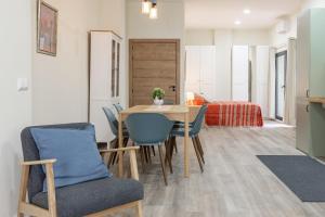 Cervera Flat by Invalencia