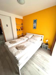 988 - Nyár Apartman