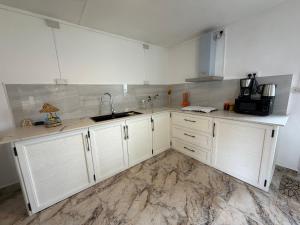 Albion Home