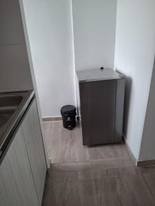 Comfortable studio apartment 301 near the US Embassy