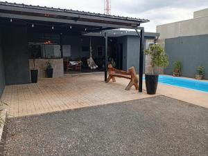 Casa com espaço gourmet de fácil acesso
