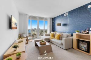 Bright Apt- Intracoastal View - Beach Shuttle