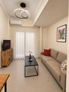 Ano Poli Urban Terrace Studio