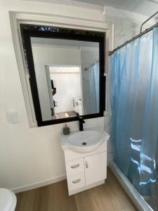 Studio steps from Accra Beach - Brand New!