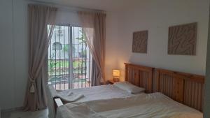 Bright apartment near swimming pool and golf course