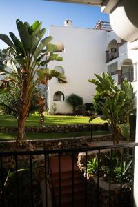 Bright apartment near swimming pool and golf course