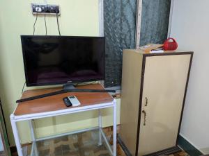 JoyStays - Budget Private 1BHK in Prime Location