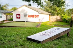 Family Getaway Game Rooms Mini Golf Sleeps 14
