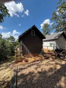Camptown Cabin