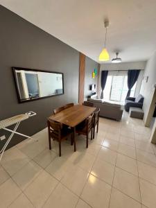 Ayaan Bloom Homestay with PS4,Netflix & Wifi