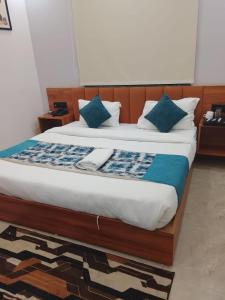 Hotel Vichatra Inns