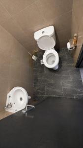 Chic 1bedroom with lift and parking space