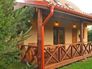 Year-round holiday home with fireplace, 3 bedrooms