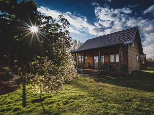 Holiday home with sauna, jacuzzi, private pond