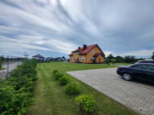 Comfortable apartment, 5 bedrooms, summer pool