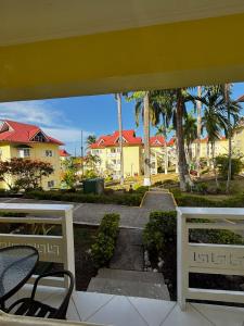 Tropical Vista Accessible Retreat