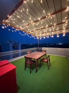 Luxury 2BHK Private Terrace & Aravali View