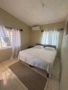 Hunny Bay Coastal Haven Three-bedroom Suite