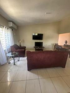 Hunny Bay Coastal Haven Three-bedroom Suite
