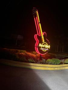 Cana Bay CB2 Hard Rock luxury 2bdr apart by Moon Palace, pool beach club golf gym quiet new, airport pickup Mex Col US Bra EU