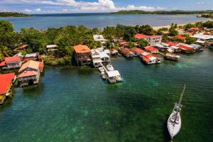 Santuario del Mar - Boat House on the Caribbean