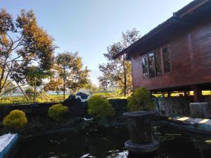 Tetebatu Inn Garden