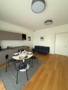 Milano 3 Basiglio Prestige Apartment