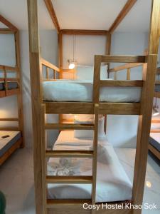 Cosy Hostel Khao Sok