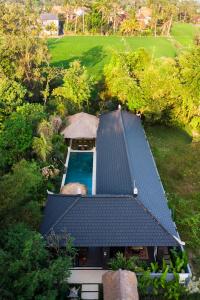 Villa Loumavi by BaliSuperHost