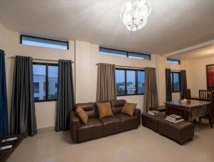 Uptown CDO Room with Parking WIFI