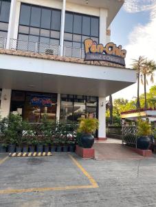 Uptown CDO Room with Parking WIFI