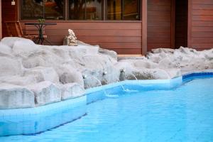 Classic 5BR Villa with Pool & Gardens (SP1)