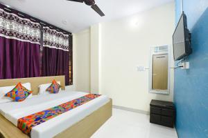 FabHotel Aaradhya Residency