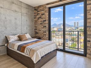BarrioW 1 Bedroom Apartment, Sofa Bed, Pool & View