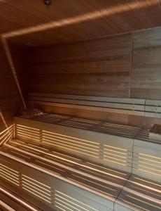 HANZA TOWER Studio 14 Apartments with POOL