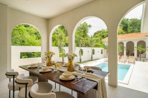 Stylish 3BR Villa Rayana, Prime Canggu Location