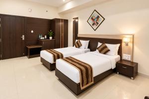 Crestmont Admire Near Lake Pichola Udaipur