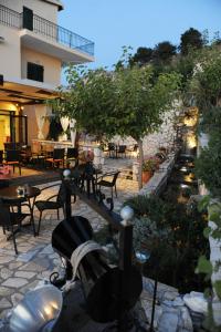 Zephyros Rooms And Apartments Lefkada Greece
