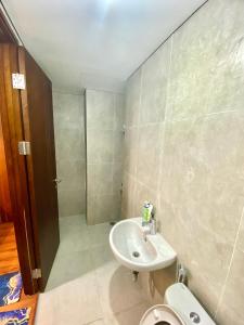 Apartment pollux habibie meisterstadt tower 3 cassaren