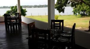 Naaval Hotel