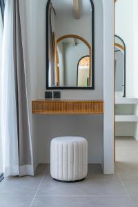 Solmea - Mediterranean 2BR Hideaway in Bingin
