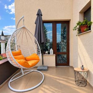 The Corner is a small, sunny and cozy apartment