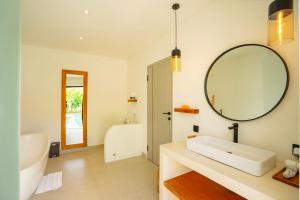 2BR Luxury Villa Private Pool and Chill Canggu