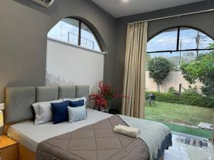 Bachelors Paradise Fully Furnished 2bhk with Garden Heart of City