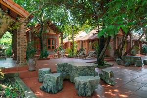 TAM FAMILY HOMESTAY and RESTAURANT