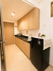 Cris Cozy Staycation