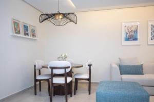 Beautiful Sea View Apartment with Private Balcony